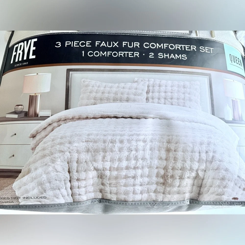 FRYE 3 Piece Luxurious Faux Fur Comforter Set Queen Ivory Plush 2 Shams NEW